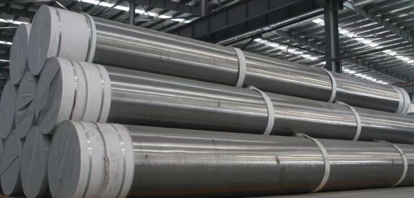 焊接大小頭   Φ45×8.6/Φ31.8×6.5mm  15CrMoG